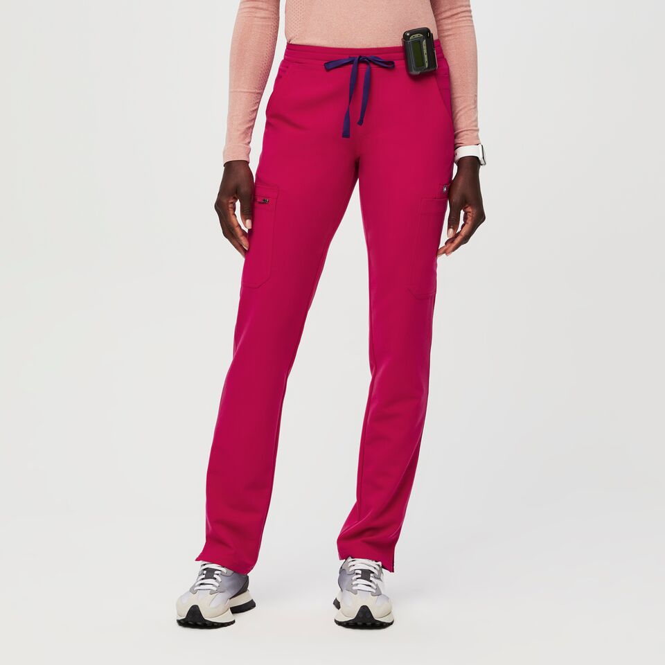 Pantalon d'uniforme Yola™ pour femme coupe skinny. - Rose bonbon · FIGS