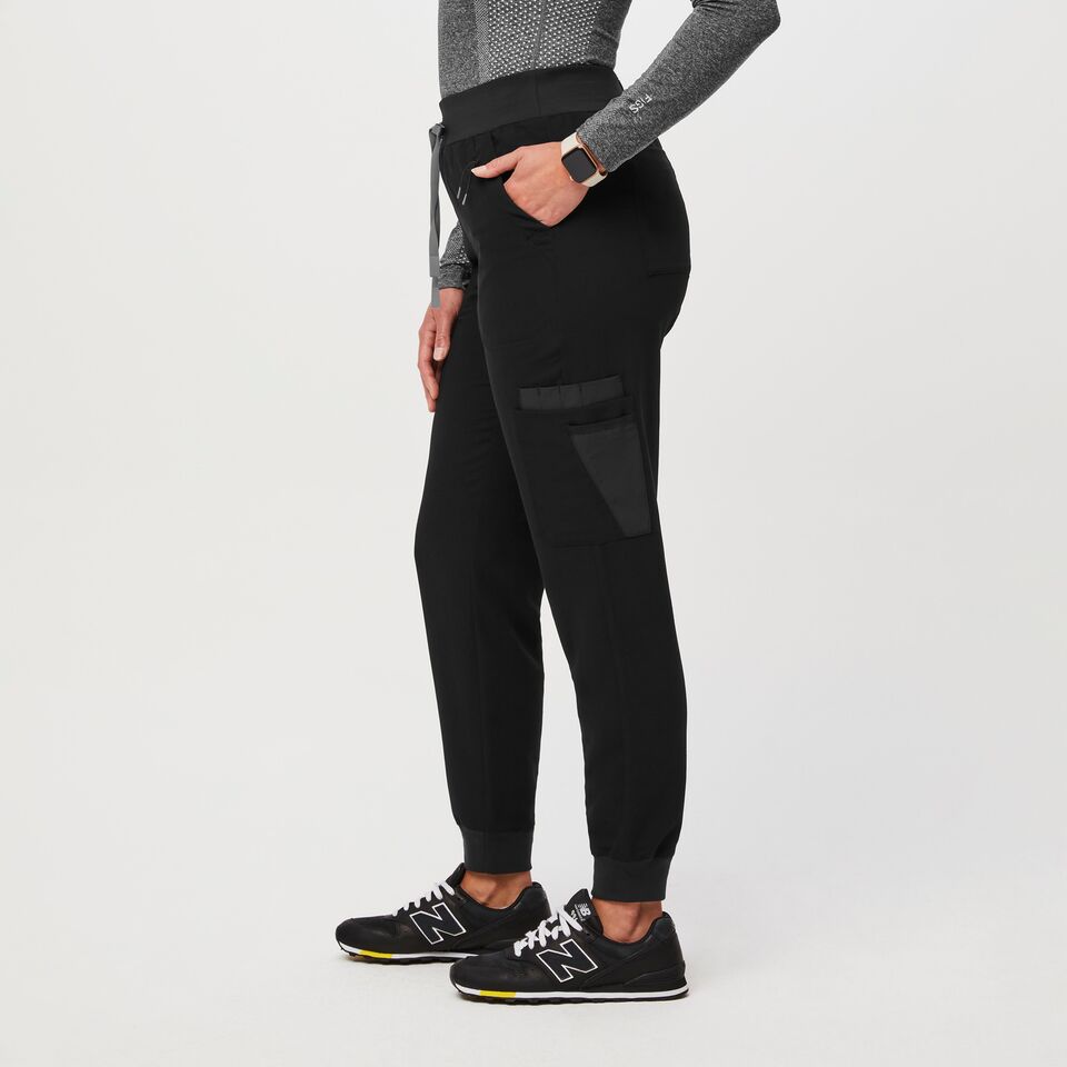 Women's Off-Shift Racing Jogger Sweatpant™ - Racing Black · FIGS