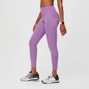 https://images.ctfassets.net/5j6wpslh72e4/5j2gWNrstba5C1mUbkGcMw/60374ca35f7b5c8c1bb7d7145f8e69d5/Womens-Performance_Legging-Lilac_Dawn-XS-4.jpg.jpg