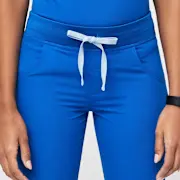 https://images.ctfassets.net/5j6wpslh72e4/5jpAexpkZvnHRYnXEFqzyj/aee9540b89da949ca30eb225865f8197/Womens-Kade-Pant-RoyalBlue-XS-3.jpg