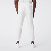 https://cdn.shopify.com/s/files/1/0139/8942/files/Q2_2024_5_USAWHITE_TEAMUSAJOGGERSCRUBPANT_TERRANCE_1022.jpg?v=1720645552