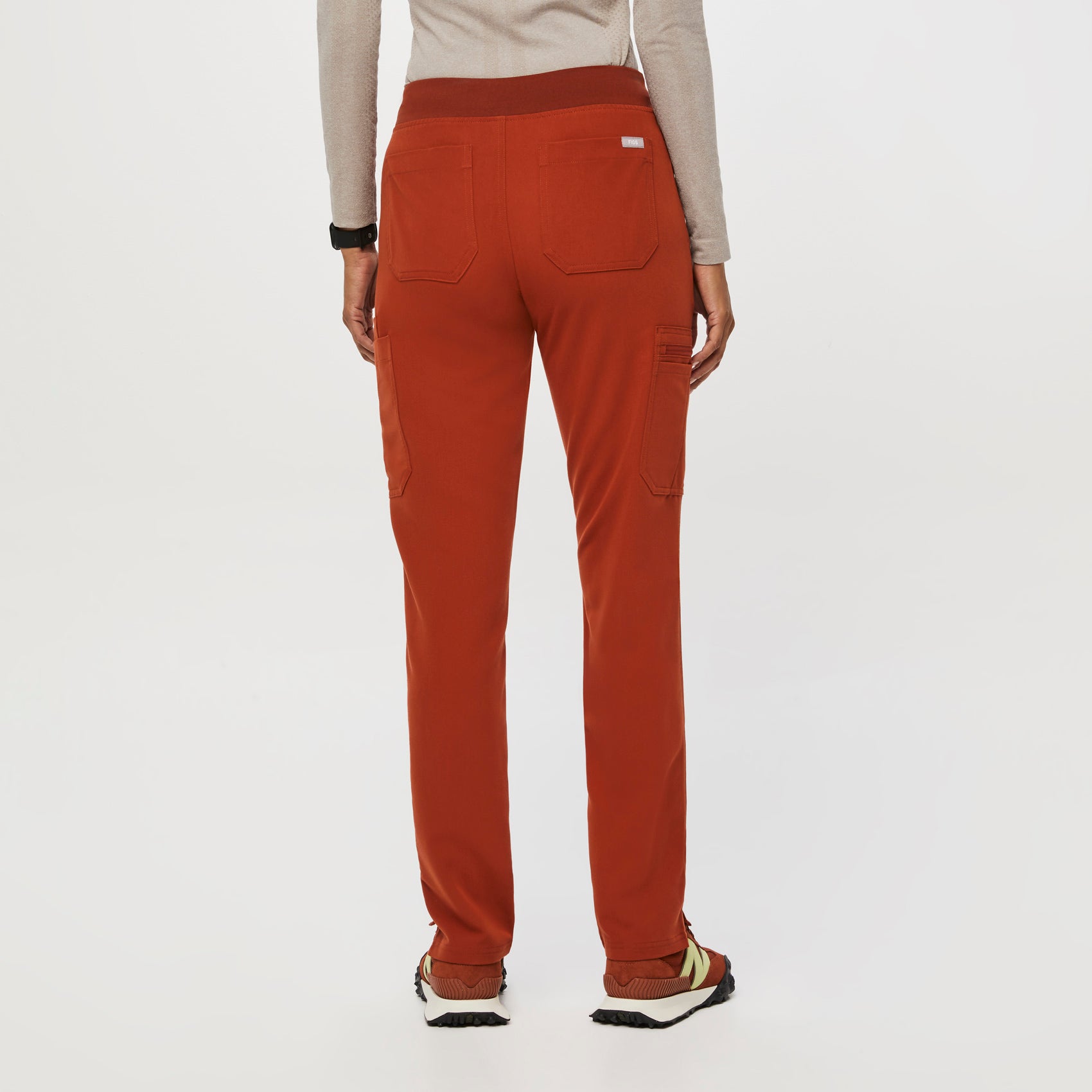 Women's Yola™ Skinny Scrub Pants 2.0 - Auburn · FIGS