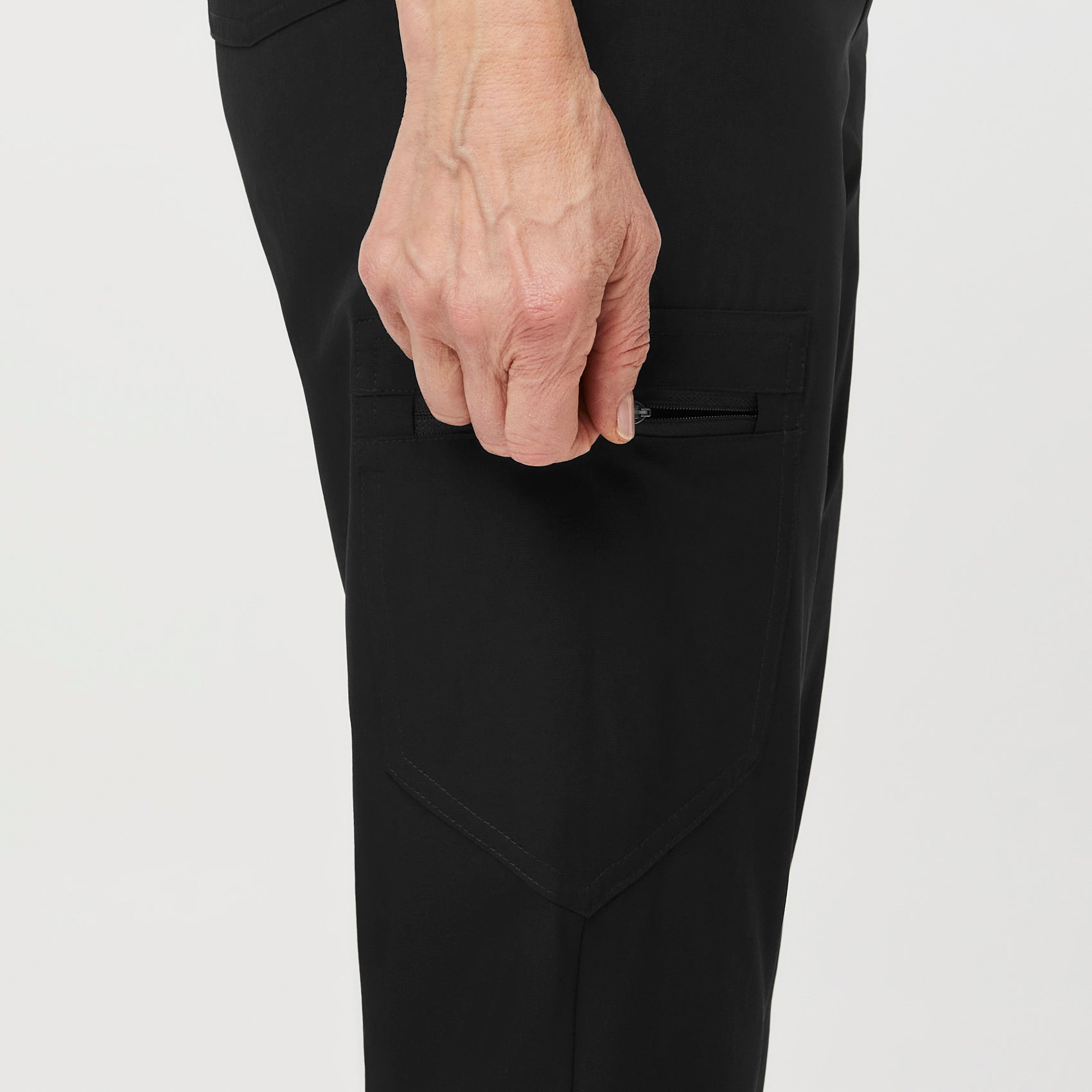Pantalón deportivo de uniforme médico con cintura alta Zamora™ FREEx™ para  mujer - Negro · FIGS