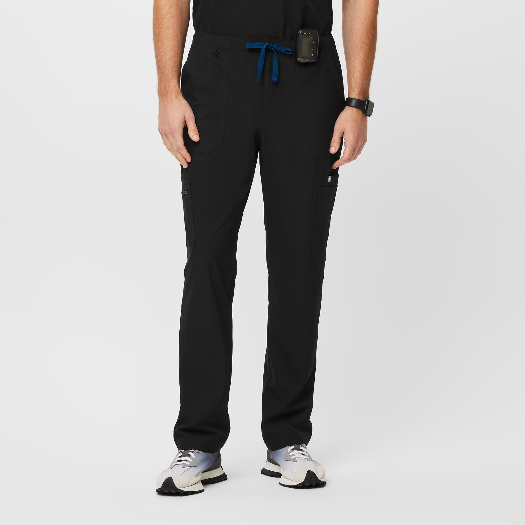 Men's Slim Cairo™ Cargo Scrub Pants - Auburn · FIGS