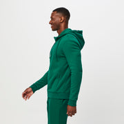 https://cdn.shopify.com/s/files/1/0139/8942/products/Q4_2022_10_HUNTER-GREEN_ESSENTIAL-HOODIE_M_TERRANCE_22557.jpg?v=1671735930